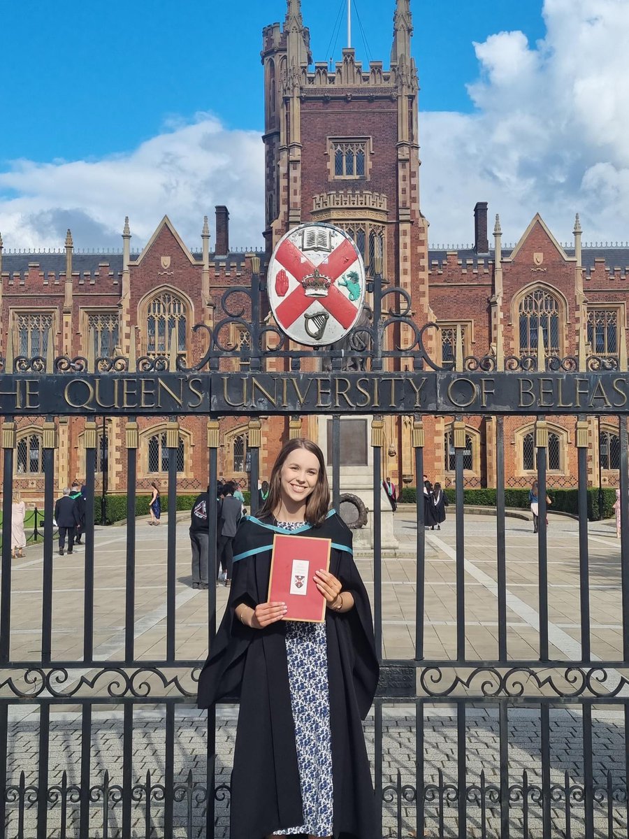🥳Congratulations to Ruth on winning the Ann Green Bequest Prize, awarded annually for the best research project to a student in Biomedical Science, Human Biology, or a Medical/Dental intercalated student of Medical Science.
Well done 🙌👏🙌