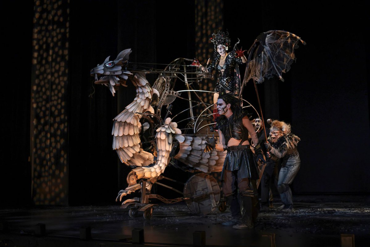 Rinaldo à l’ <a href="/OperaAvignon/">OpéraGrandAvignon</a>  : un spectacle merveilleux tant d’un point de vue musical qu’esthétique
Splendide mise en scène de Claire Dancoisne et superbe interprétation de l'ensemble Le Caravansérail
@BertrandCuiller
 libretheatre.fr/rinaldo-de-hae…