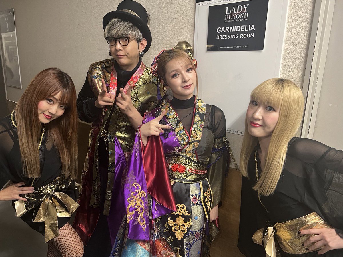 GARNiDELiA's tweet photo. 💍LADY BEYOND💍
ありがとうございました‼︎
とても熱いLIVEでしたね🔥

もっとGARNiDELiAのライブが見たい方はぜひ12月のLIVEにお越しください！
チケットお申し込み受付中！
https://t.co/yh6lCSXG16

#LADYBEYOND
#レディビ https://t.co/VGKmulOwbg