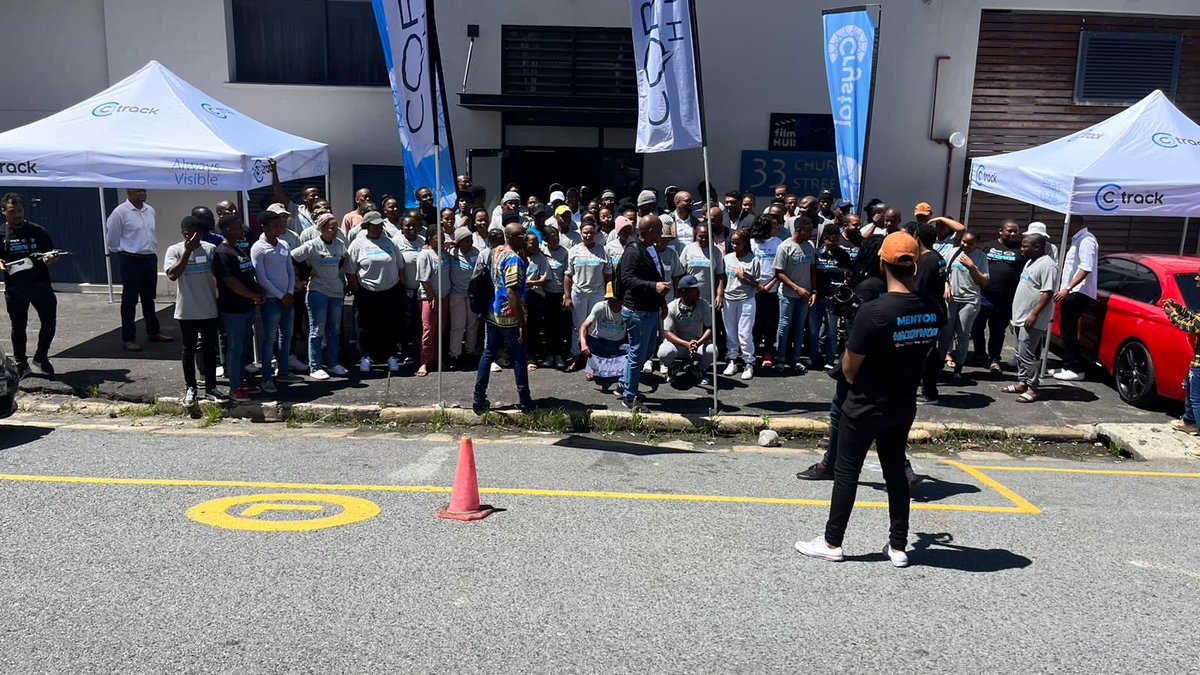 TheCortexHub's tweet photo. More than a hundred hackers have been stationed at @HubCortex over the weekend at our #SustainableMobility Hackathon powered by @CtrackSA, @inq_Edge, @TheICTSummit1 and @SALGA_Gov

 @Arm (E³)NGAGE and @arduino 

#CtrackHack22 #SustainableMobility https://t.co/Gs1xM5J7dZ