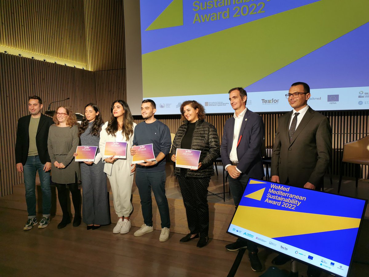 SwitchMed's tweet photo. Congratulations to the winners of the #WeMedAward 2022! 🏆🎉 https://t.co/9nxOpB5ifc