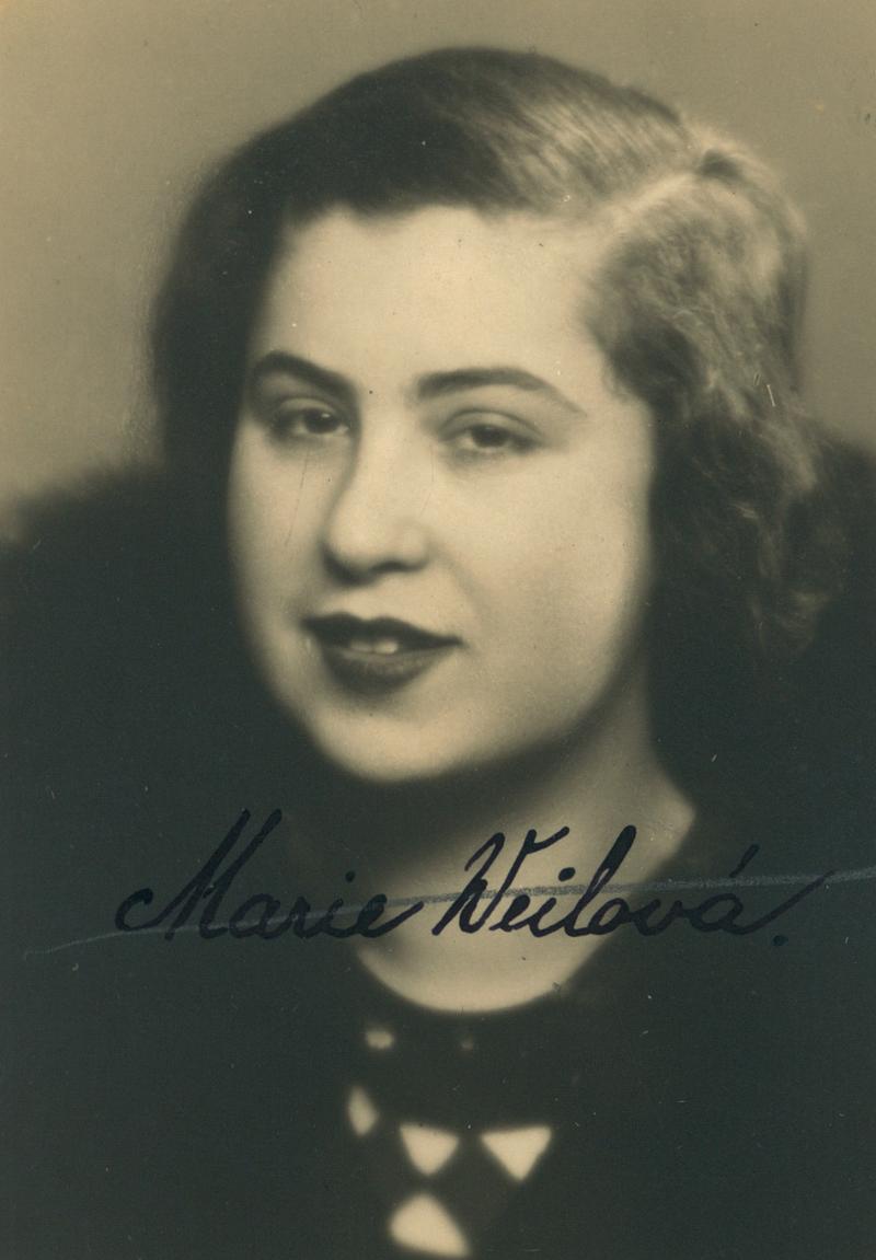 Auschwitz Memorial on Twitter "21 November 1913 A Czech Jewish woman