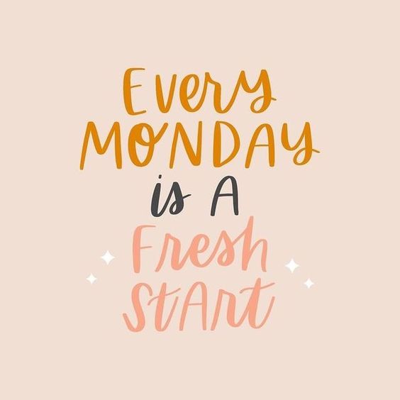 Happy Monday! Cheers to a new week!
.
.
.
.
.
#thechicguide #thechicguidedayton #937#supportlocal #shoplocal #shopsmall#thingstodoindayton