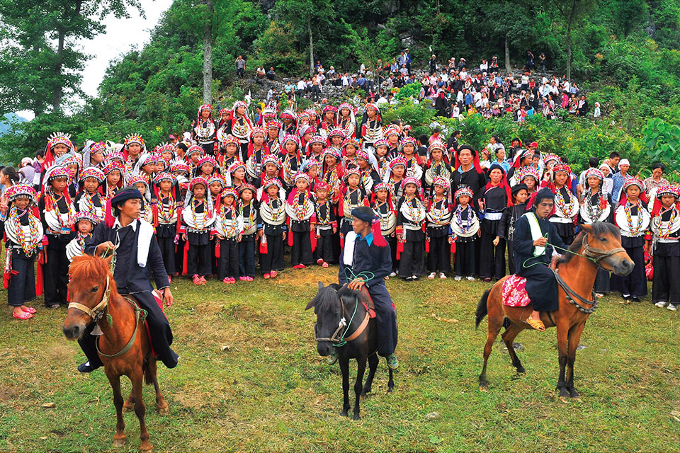 #Guangxi-Zhuzhu Festival of the Yao Ethnic Group
壮美广西 多彩风情
Spectacular Guangxi -Where Ethnicity Meets Diversity
Guangxi is blessed with a rich treasure trove of natural and cultural resources.
#AmazingChina
