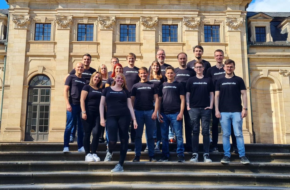 clockodo_com's tweet photo. #Recruiter (m/w/d) gesucht
Wir suchen dich in Unna oder Fürth: Du findest die besten Talente? Sorge dafür, dass nicht nur du, sondern auch weitere Verstärkung auf dem nächsten Gruppenfoto und bei unserer Mission zur Digitalisierung dabei ist. Alle Infos: https://t.co/mFyvnfHS17 https://t.co/g1WKWMLiOZ