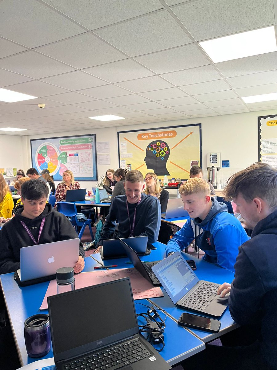 ExeterConsort's tweet image. 💻 Last week, our trainees used @Kahoot to learn more about online safety and were taught how to code using @scratch micro:bits. Thank you to Michael Emerson and Paul Herring for delivering such an engaging session.