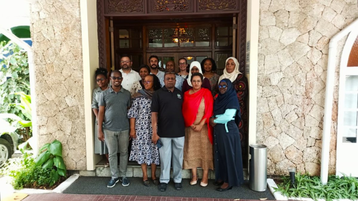 📣 Research news 📣

Staff at our school and <a href="/UNICEF/">UNICEF</a> have launched a report to help generate policy-relevant analysis to monitor child poverty and material deprivation in the United Republic of Tanzania.

📰 Find out more: bit.ly/3TOrcRn
