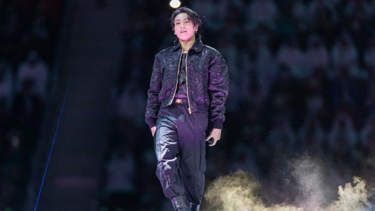 btschartsxdaily's tweet photo. 📊| Jungkook "Dreamers" earns the Highest debut PEAK (#2) by asian soloist of all time on Spotify Global Charts! https://t.co/UbFbD73E8f
