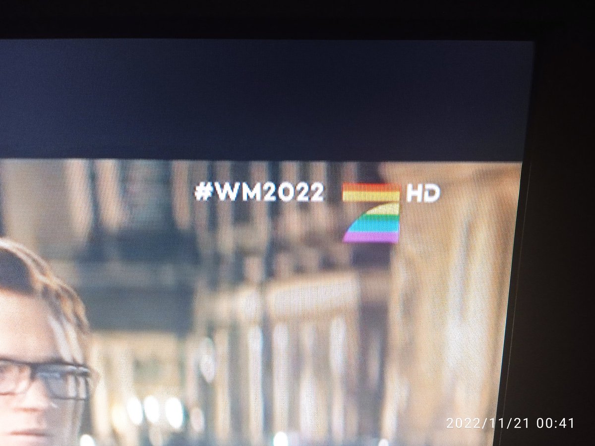 MandelSven's tweet photo. @OlliLuksic @sigmargabriel Wenigstens setzt #Pro7 mal ein Zeichen. #FIFAWorldCup #FIFAWorldCup2022 #Katar2022 #WM2022 https://t.co/glzQ8omEPO