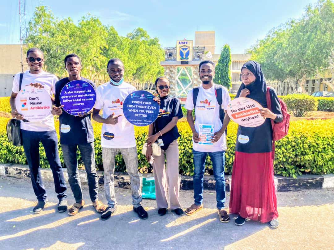 IbrahimAramma's tweet photo. It was educative, fun and great, With youth volunteers starting from the #UMTH, and to the city of Maiduguri
#PreventingAntimicrobialResistanceTogether
#YouthAgainstAMR
#WAAW2022
Collaborators @DucitBlueFdn @South_Centre @alliance_a_amr https://t.co/hgKwTmKW58
