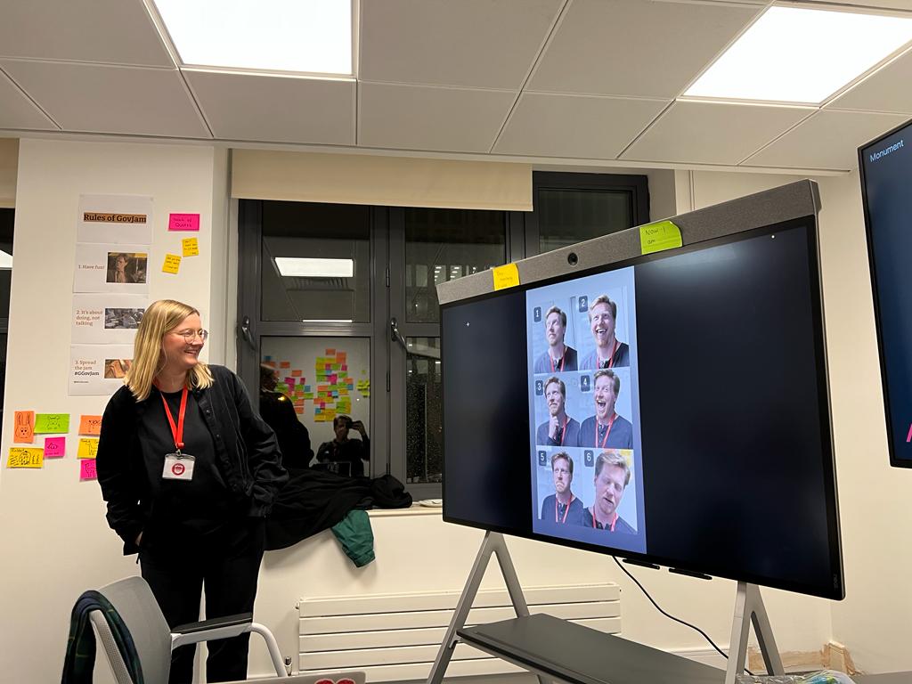 It's a wrap! after 48h of jamming, guerilla interviewing, prototyping and fun - on Friday we showcased our solutions to help people deal with #NHS wait times! Thank you to everyone who was part of this 💙 #ggovjam #Newcastle