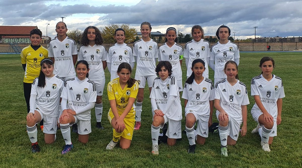 ¡El infantil C os desea una feliz semana tras ganar al Aranda Riber 0 a 4! 😊

#FutFem
#BCFFem