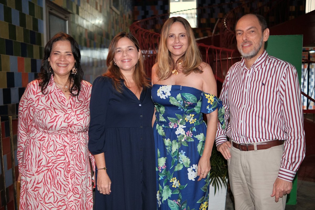 MariaTeresabaq's tweet photo. Quiero comenzar la semana exaltando el trabajo de todo el equipo que materializó el @EsquinaFest. Que gran oportunidad le brindaron a Barranquilla al crear un espacio para encontrarnos con el legado de Ernesto y enriquecer así el arte local. ¡Excelente la cátedra McCausland! 👏🏼👏🏼 https://t.co/wfS4cOnNfb