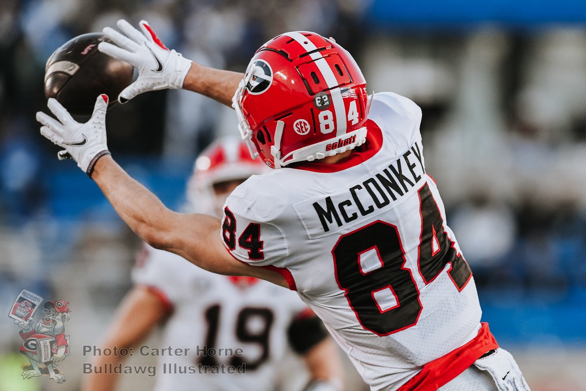 BD_illustrated's tweet photo. Georgia vs. Kentucky 2022 Photo Gallery by Carter Horne – Bulldawg Illustrated https://t.co/u0kk99k77n https://t.co/333VPLethP