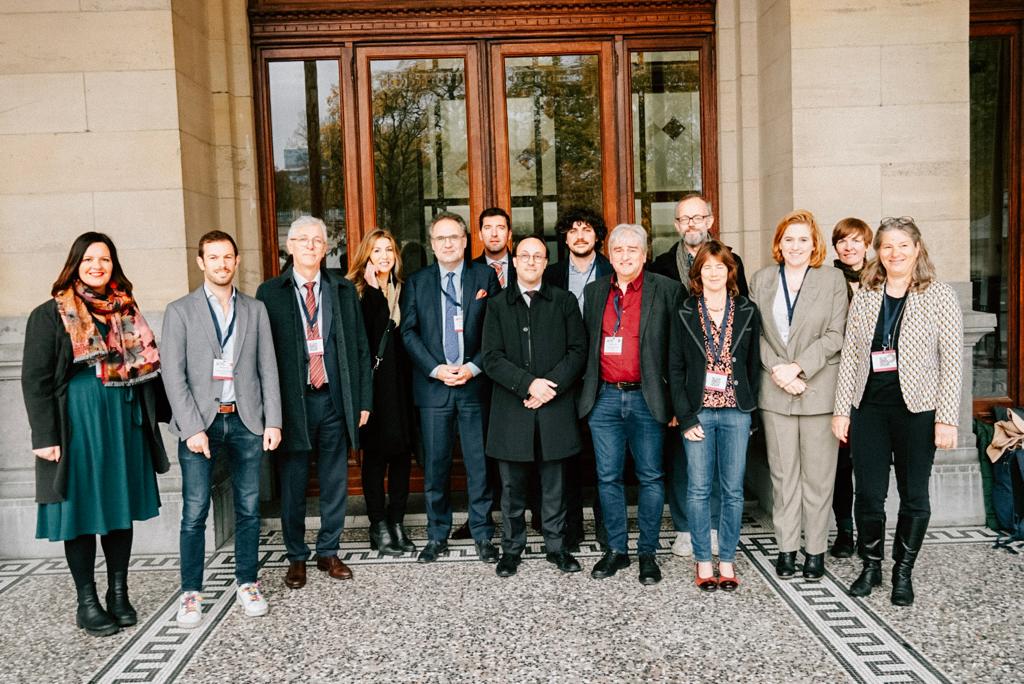 EUROCITIES's tweet photo. A high-level political meeting opened last week's #EurocitiesMobility Forum in @Stad_Antwerpen.
For ๐ cities and the @EU_Commission it was a chance to share visions and hurdles on the pathway to ๐ฒ ๐ sustainable mobility ๐ https://t.co/In1LmjwCgF
#SmartWaysToNetZero https://t.co/dxZ6wnun9b