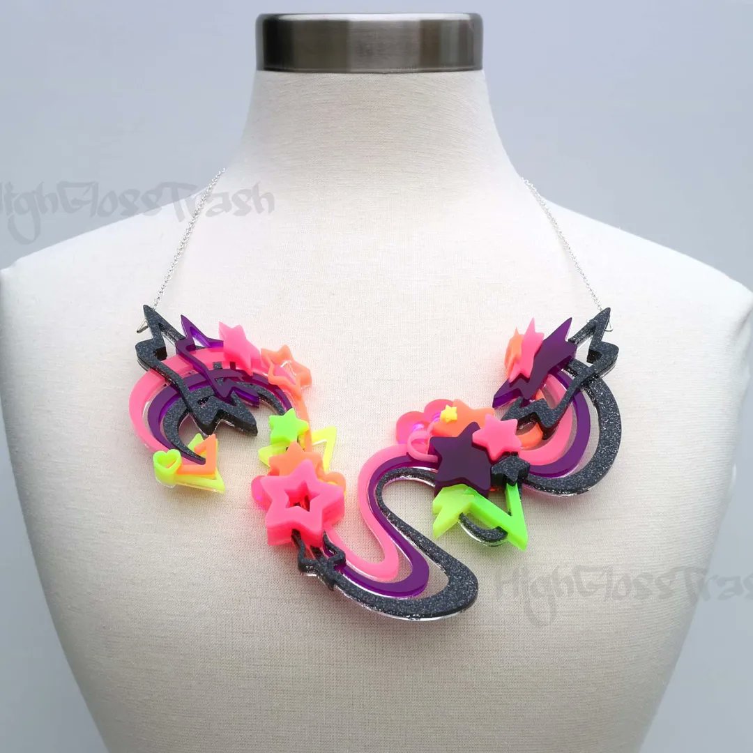 HighGlossTrash's tweet photo. Made some Neon Necklace goodness. 
#synthwave inspired. https://t.co/hkxcYyivPx