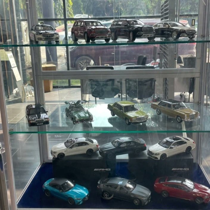 harshparadkar94's tweet image. Experience Star luxury and style in its miniature best!  A luxury die-cast show #Model Car #modelcarsofinstagram🚘 #HobbyIst #ToysForBoys #Mercedes Benz #Landmark Cars#
Special thanks to Aniket Deshpande  for inviting me. It was a great experience !!!