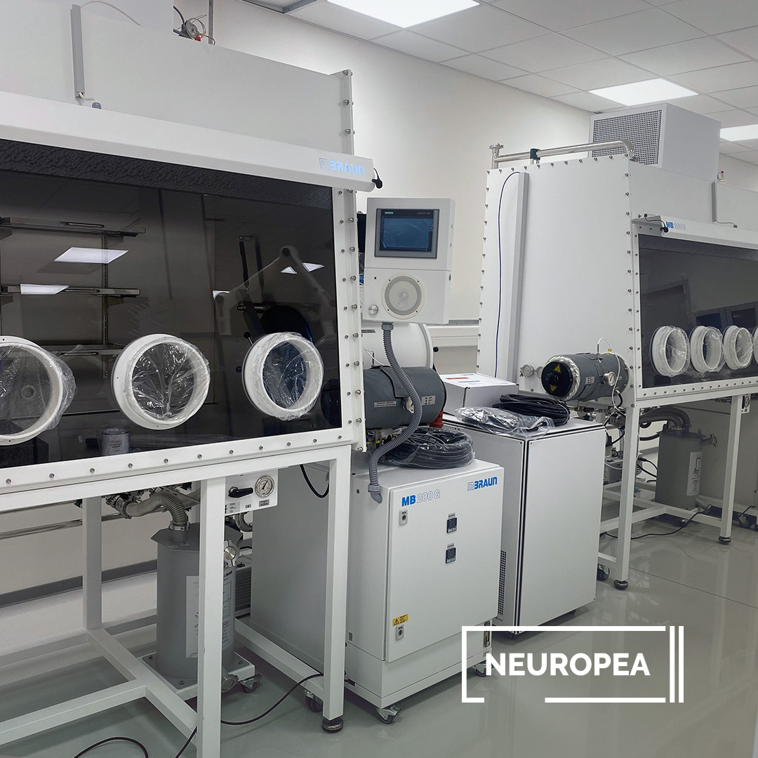 Neuropea's tweet image. Výrobná linka InoBat batérie už smeruje z Číny do Voderadov! Batérie InoBat majú už svoju 4. generáciu, sú úspešne otestované a vyrábané v zahraničí! V R&amp;amp;D vo Voderadoch finišuje rekonštrukcia, pričom office a laboratória sú na ploche až 1000 m² oficiálne DONE! #InoBat #NEUROPEA