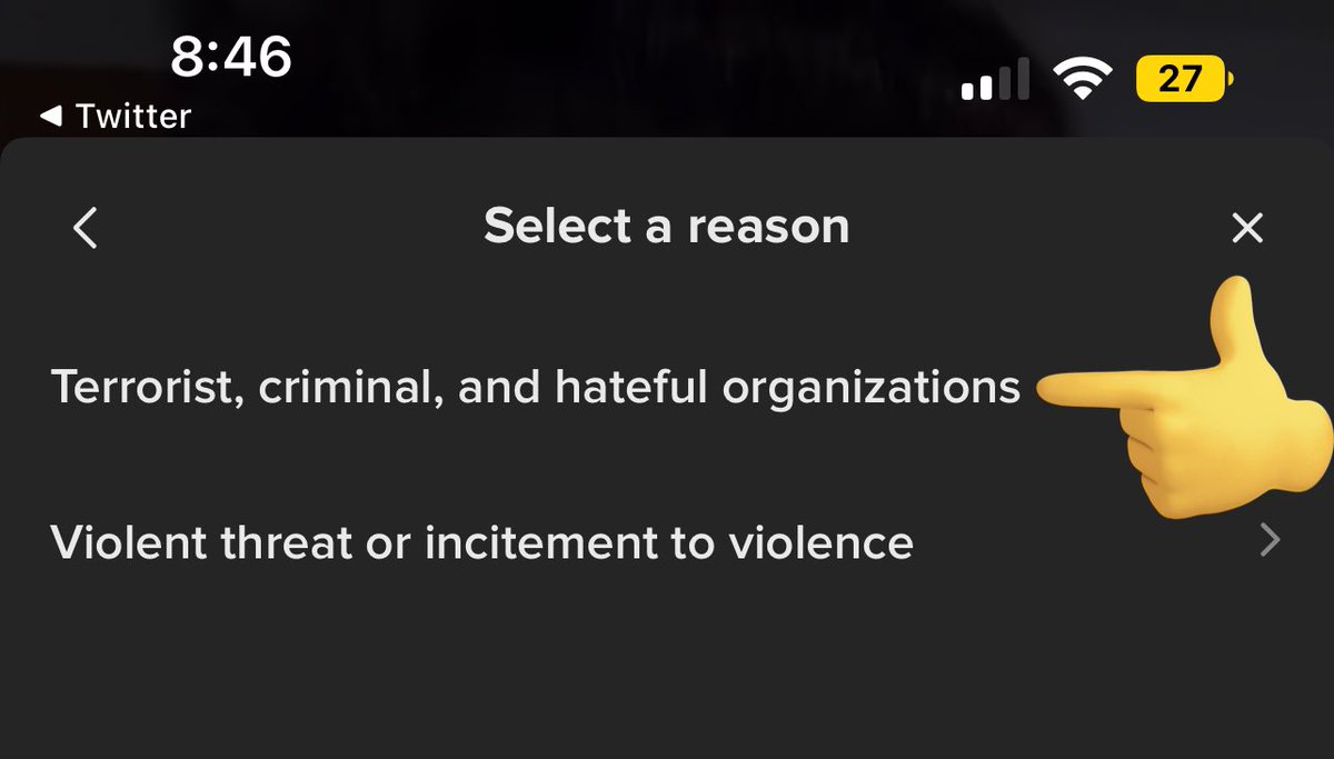 MaisarraAnuar's tweet photo. @megaliciouskl @bumilangit @GrayHoodieGuy Yang ancam nak 13 mei tu boleh report as act of terrosism. https://t.co/EVkbIOQ1zm