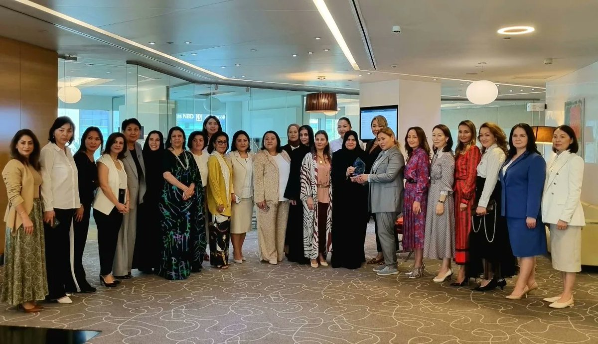 @DBWC_UAE welcomed a delegation from #Kyrgyzstan consisting of women entrepreneurs who expressed a great interest in learning about the business landscape for working women in Dubai.