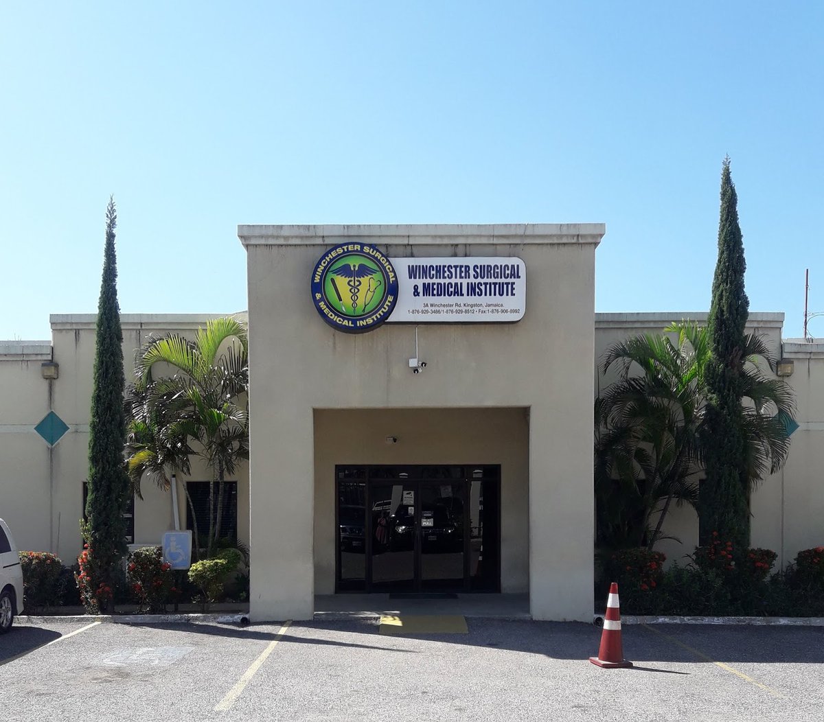 Psst 🗣️🗣️We’re inside
#helpyoufightcancerja