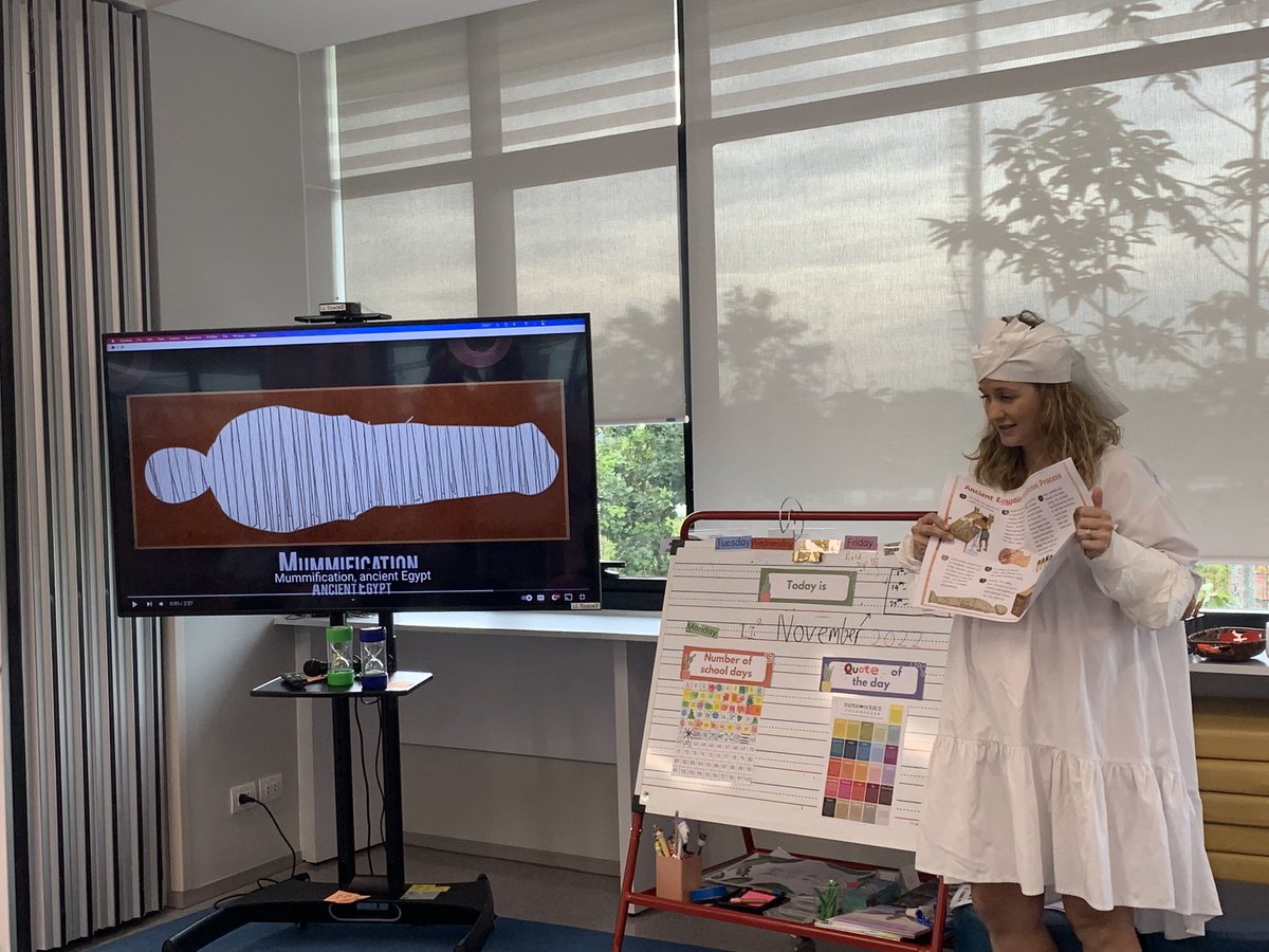 BakerMyshi's tweet photo. #learninglabs about how #communication has evolved over time. Learning about hieroglyphics, mummification and pyramids while being dressed up made it that much more engaging! We also had one of our very own #versons be a guest speaker to talk about his country #Egypt https://t.co/mvnif6imF5