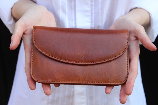 odilynchdesign's tweet photo. My wallets are made using the same high quality leather as my bags &amp; would be perfect for gifts. More wallet styles available https://t.co/g6sfAJe3eb

#leathergifts #shopindie #OnlineCraft #CraftBizParty #handmade https://t.co/mWr8B176ps