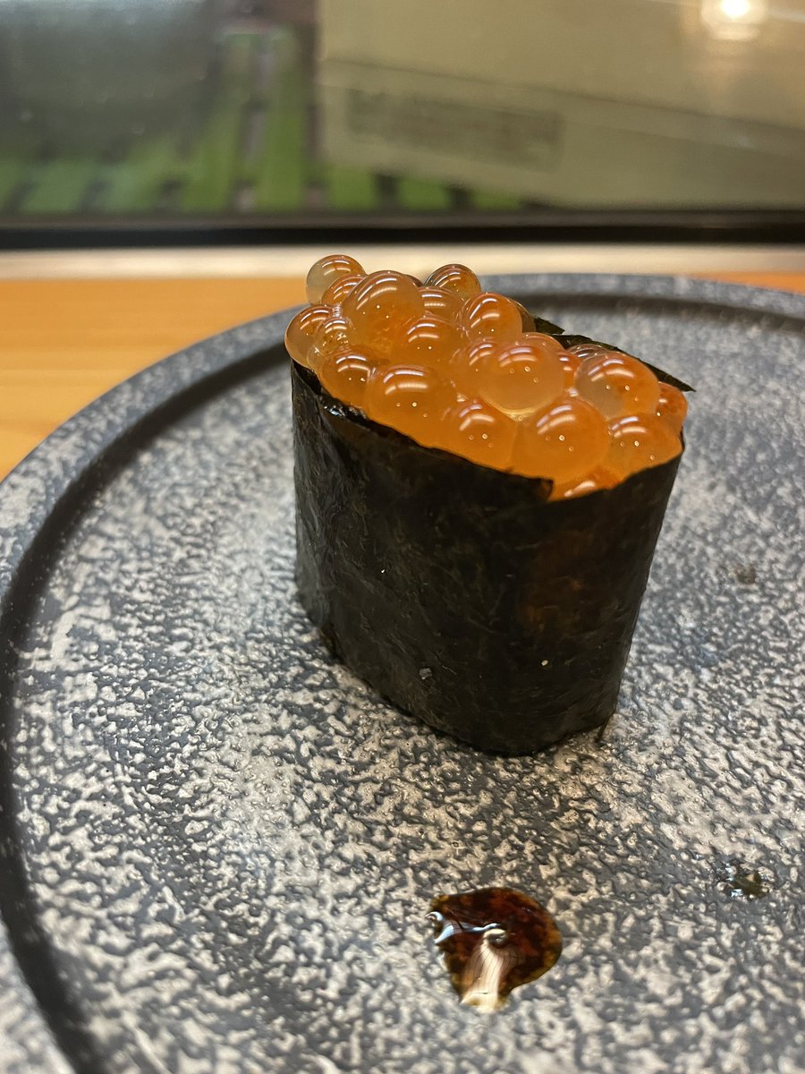 winetoetc's tweet photo. 郡山で鮨。出汁でつけたイクラ���めちゃくちゃ美味しい。#来多老　#郡山 #私の食卓　#鮨 https://t.co/u50DawFTK9