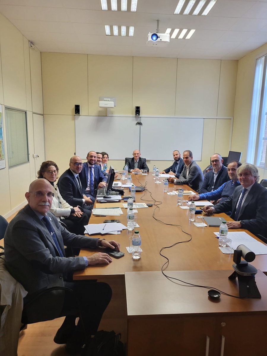 IGNSpain's tweet photo. 🗓️ Esta mañana en la sede de #IGNSpain de Madrid ha tenido lugar la reunión de la Comisión Territorial del Consejo Superior Geográfico 

#CNIG @mitmagob @IECA_Andalucia @IGEAR_Aragon @GVAcartografic @Xunta @JUNTAEXTREMADURA @Junta_Ex @gob_na @iderioja @MRuralyCohesion https://t.co/JeHwcZyfx4