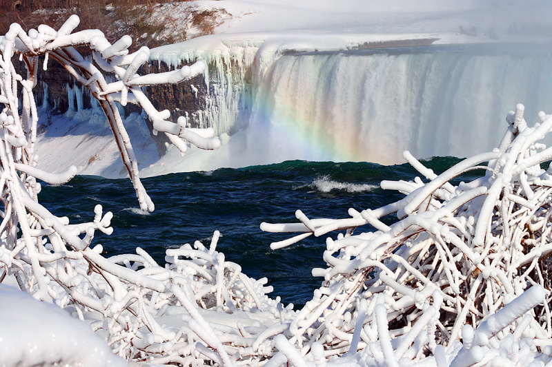 garysimmons's tweet photo. Taken in 2009... I can't wait for Niagara Falls to freeze up again this year!
#NiagaraFalls #frozenniagara https://t.co/fPctH7J66p