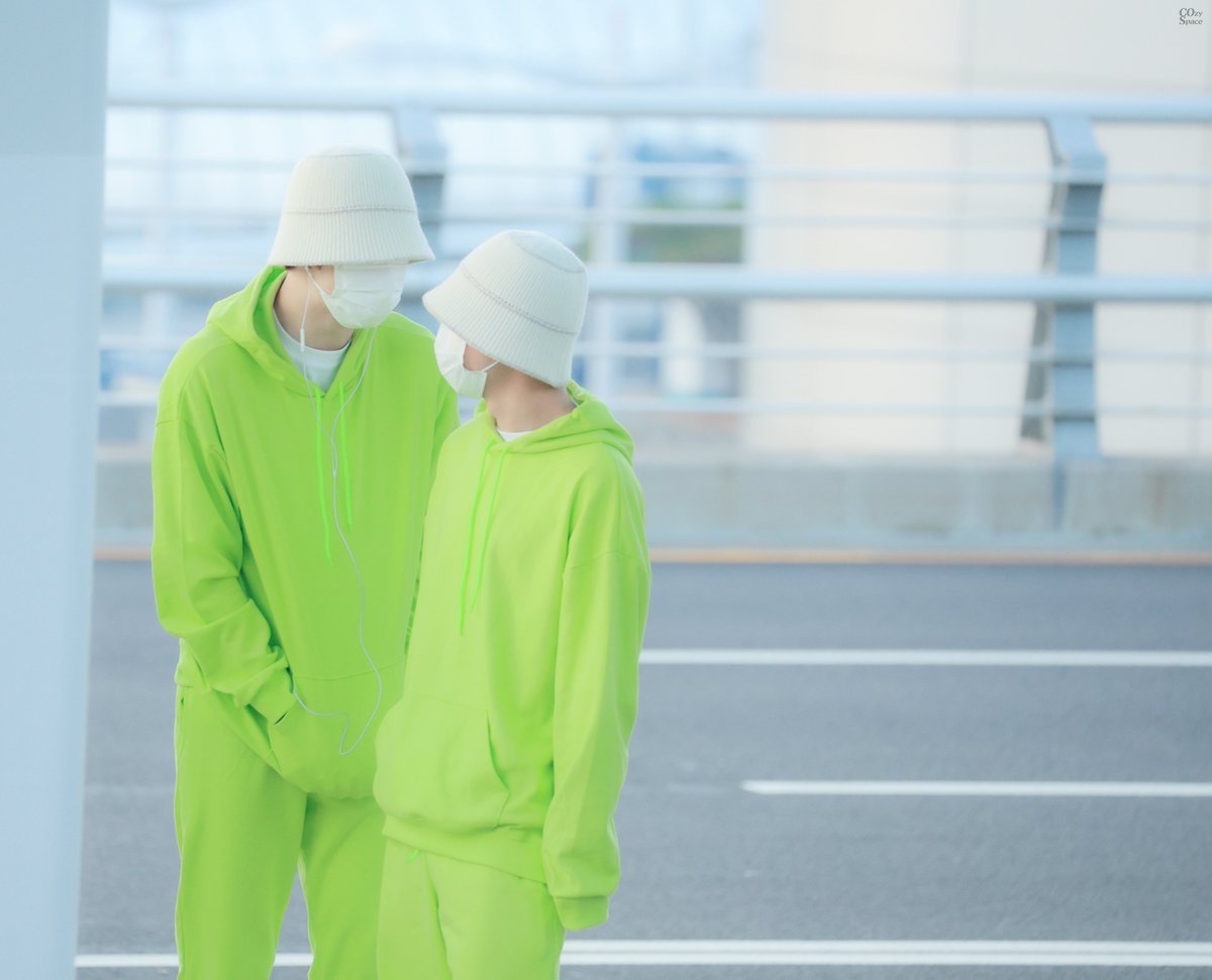 COS_323205's tweet photo. 221121 ICN               

                ⚪
                🐹⚪
                🟢🦊
                🟢🟢
                🟢🟢

#JISUNG #지성 #RENJUN #런쥔 #仁俊 https://t.co/l2RfOBDwqr
