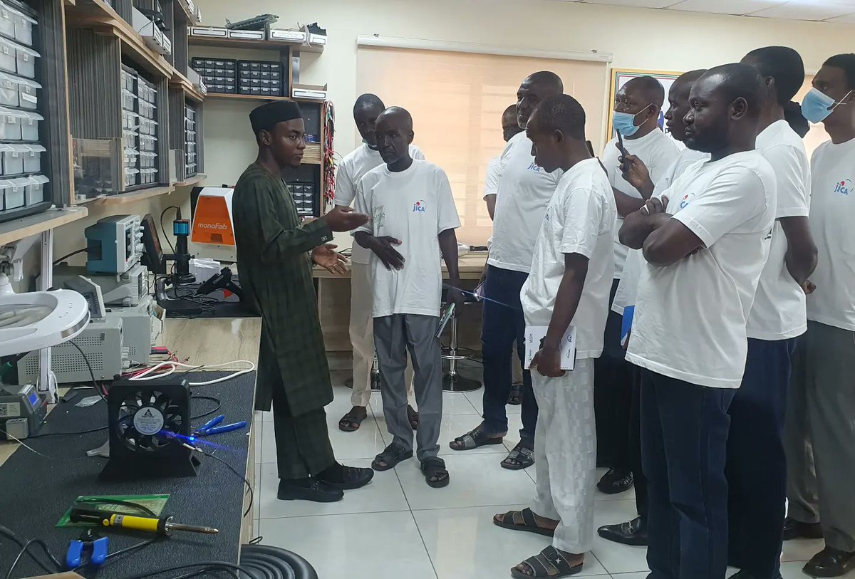 ONDINigeria's tweet photo. The aim of the tour was to familiarise the participants with other startups within the ecosystem, experience the tech and innovation hubs as well as network.
.
#NESTProgram #startuptraining #ONDINigeria https://t.co/rqBvGvbrCi