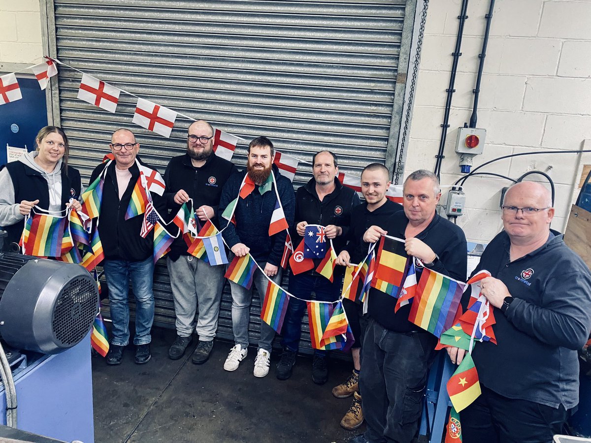Here at Grommets HQ we have #OneLove 🏴󠁧󠁢󠁥󠁮󠁧󠁿🏳️‍🌈 for the <a href="/England/">England</a> team #WorldCup 🏳️‍🌈❤️

Well done on your opening match and winning 6-2 against Iran⚽️

#FIFAWorldCup #OneLove #WorldCup2022 #loveislove