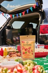 Air Dried Carrot Crisps with Smokey Barbecue Seasoning gratitudegourmet.com/blog/air-dried…