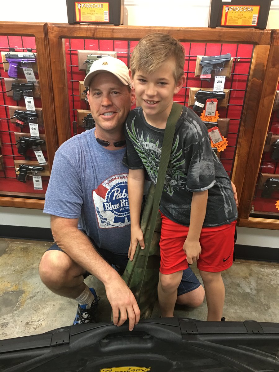 EagleGunRange's tweet photo. Kids shoot free all day today November 25th with adult lane fee.
#blackfriday #gunrangefun #eaglegunrange #lewisvilletx #farmersbranchtx #training #pewpewpew #rentals #gunrange https://t.co/eGkdNXfrFk