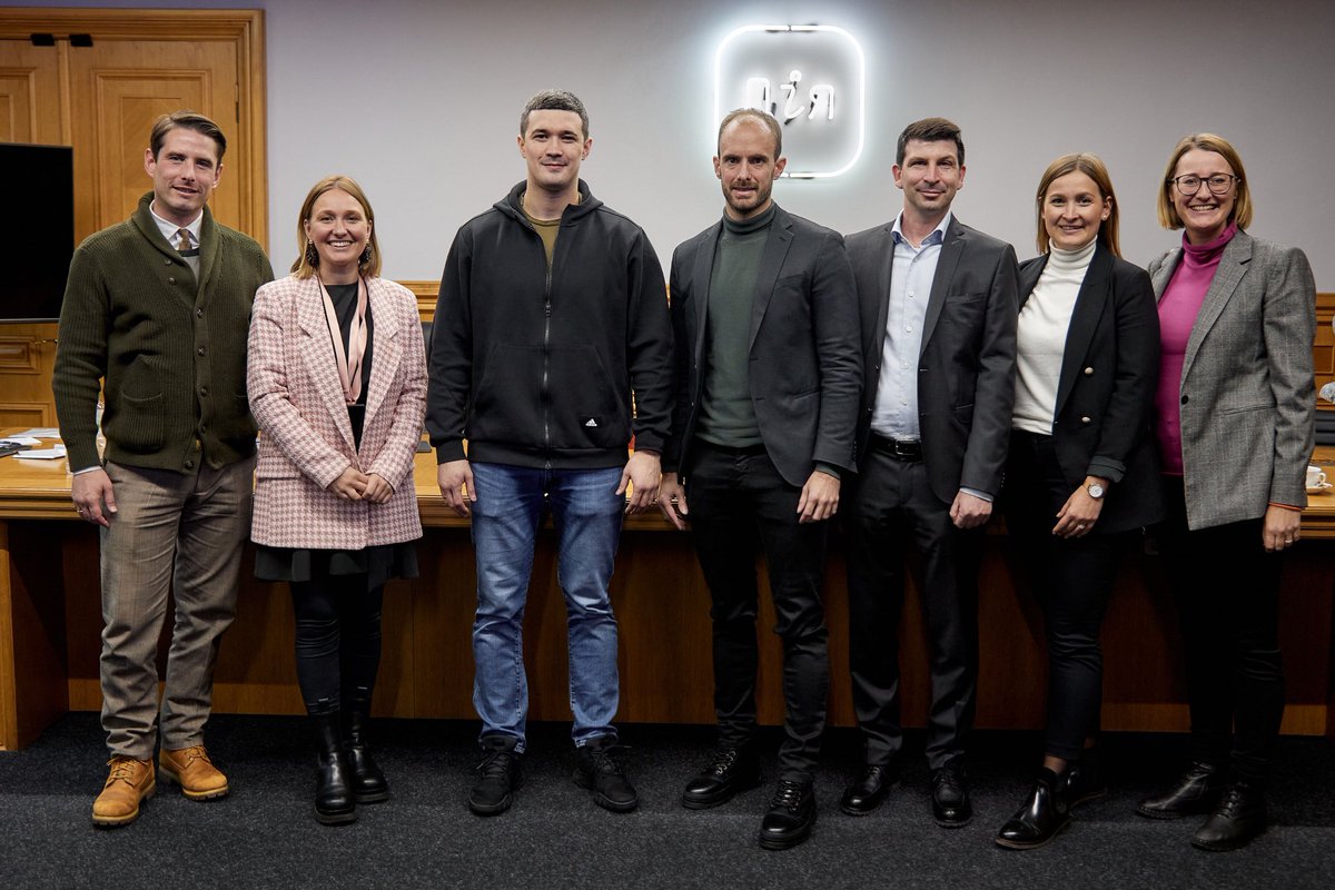 We were glad to meet delegation of our colleagues from Austria <a href="/FTursky/">Florian Tursky</a> <a href="/karomellisiert/">Karoline Angerer</a> <a href="/AradBenkoe/">Arad Benkö</a> 
Great discussion on Digitalisation and e-gov🙏
Thank you for your support and partnership, looking forward to our mutual future projects
<a href="/mintsyfra/">Мінцифра</a> <a href="/diia_gov_ua/">Diia</a>
