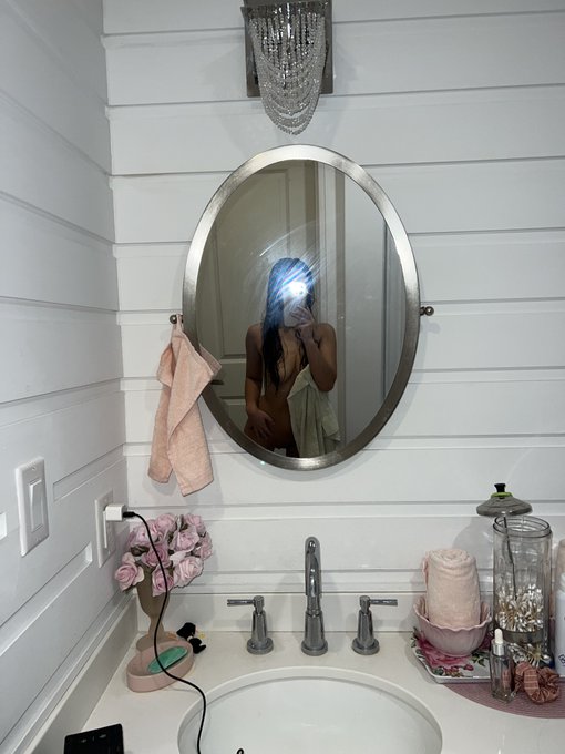 NinaKat’s pics and videos