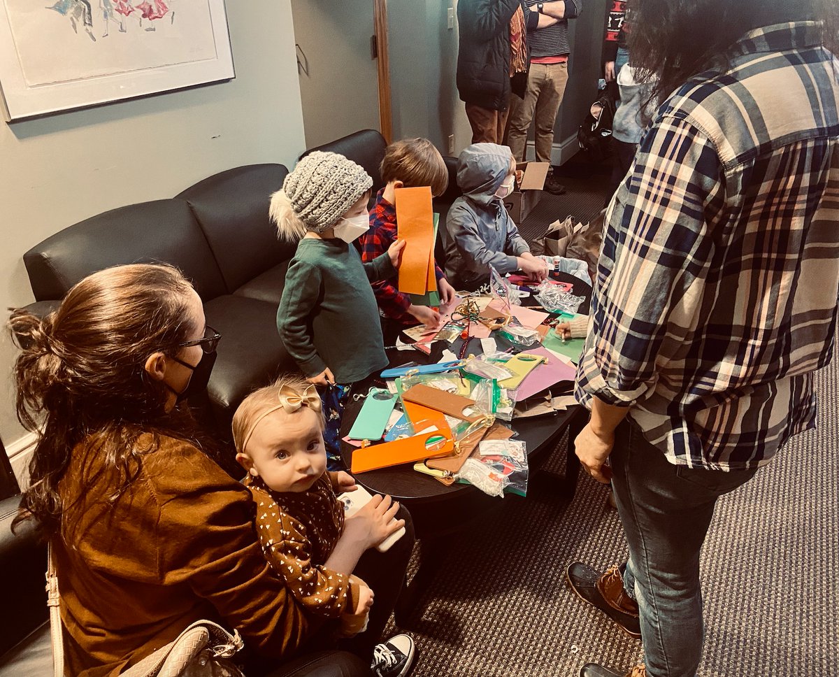 NCJWPgh's tweet photo. NCJW MomsWork hosted @voluntots for a food box packing event yesterday at Anathan House. Boxes went to friends from @SojournerHouse and the @ywcapgh community. https://t.co/IP90LlZnjR