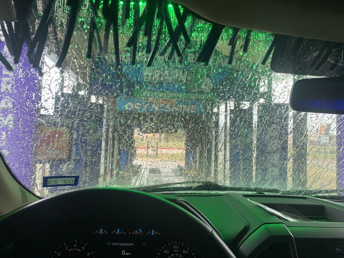 wadestanford's tweet image. Love how well @twautospa cleans my truck!! Does anyone else enjoy going thru the stages of the wash and seeing the green light at the end?🚦#CarWash #PutItInNeutral @PalestineTXCofC