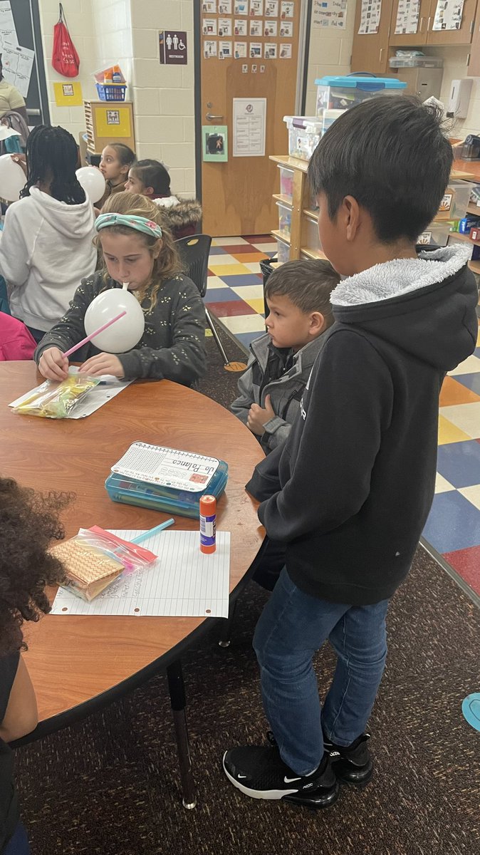 LovesExplorers's tweet image. First time meeting our bigs for our turkey races based on the book, The Great Turkey Race! #ctejoy #ctelearning @CatawbaTrail