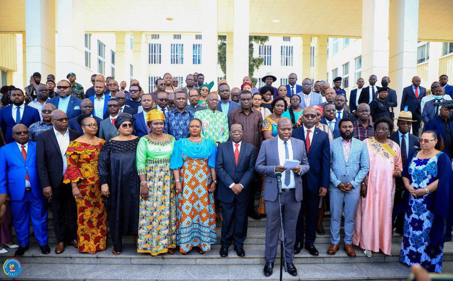 #RDC: Des sénateurs congolais demandent au gouvernement de suspendre sa participation à la Francophonie et de généraliser l’enseignement de l’Anglais, à cause de la passivité de la communauté internationale (déclaration)