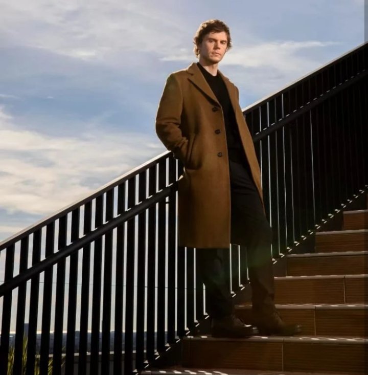 evanpetersinfos's tweet photo. 📸 Fotinha nova do Evan (desse mês) para a @latimes
Créditos: @team_evanpeters
#evanpeters #evanpetersedit #evanpetersfan #latimes #netflix #dhamernetflix #americanhorrorstory #ahsedit
#evanpetersishot https://t.co/gsS453oBfm