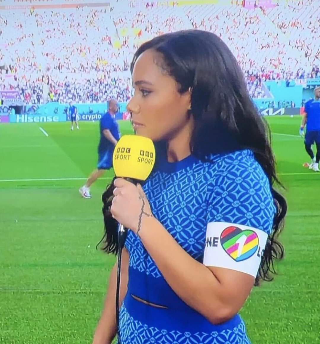 SocialistNHS's tweet image. Well done to @AlexScott, this is what true courage looks like!

#OneLove ❤️🧡💛💚💙💜