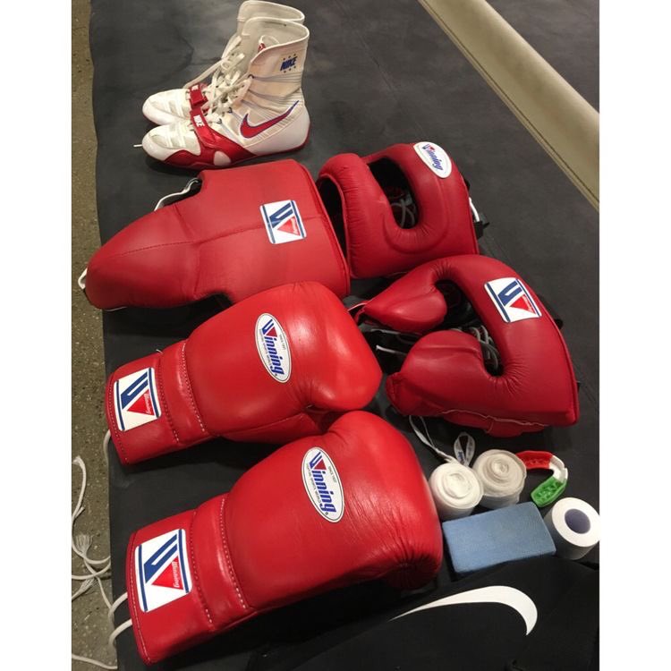 alexfligg's tweet photo. New items #boxing https://t.co/82nYYZ4MYV