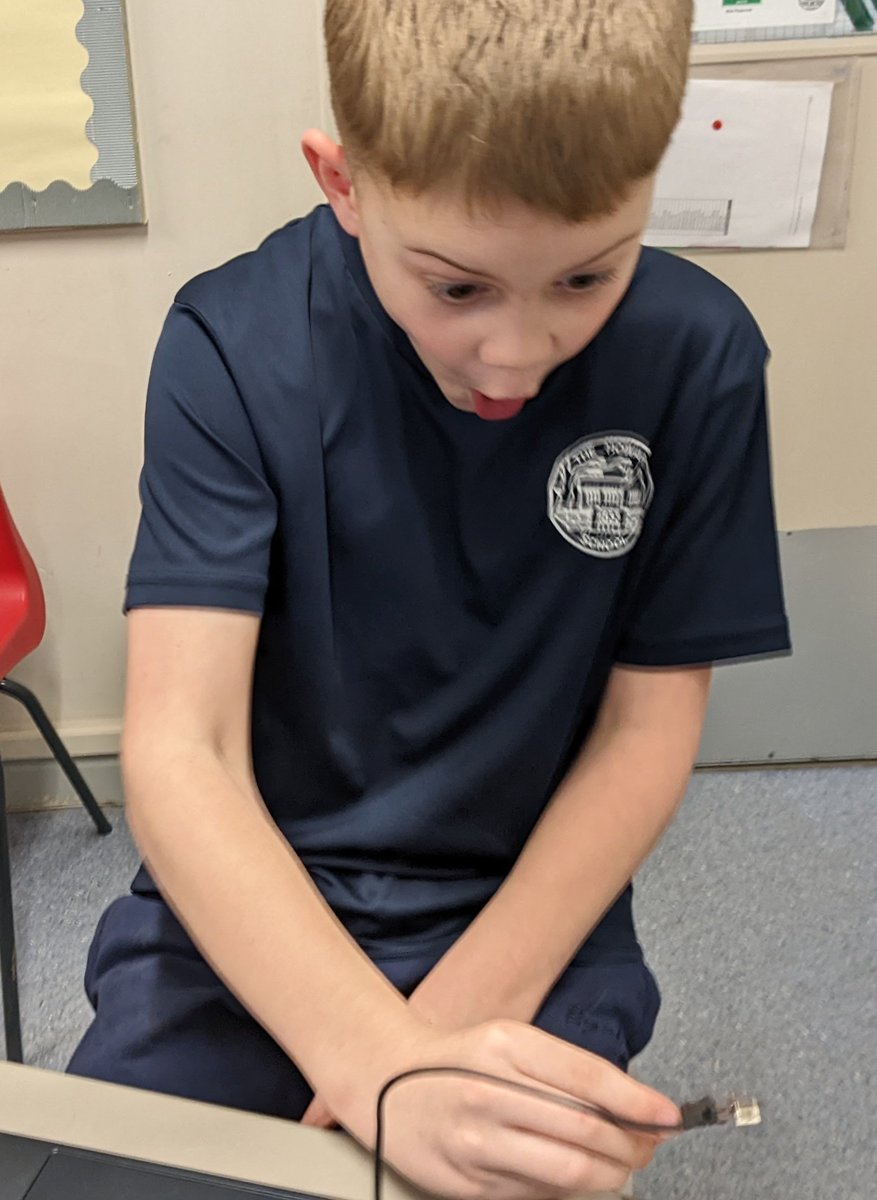AckworthHoward's tweet photo. ๐พ The children at @codeclub loved applying their knowledge of block coding to investigate what the @microbit_edu can do.
๐ป After a quick tutorial, they were flying - true digital natives!
#AckworthHowardComputing
#edtech
#CASchat
#primarycomputing
#computingatschool https://t.co/pSMOhNrD2O