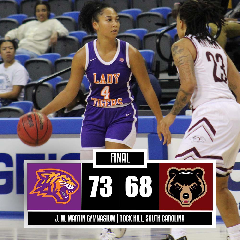 EWU_Athletics's tweet image. An incredibly resilient effort from #EWUWBB in the 4th quarter pushes them to a five point come-from-behind road win over @Clinton_Bears today in Rock Hill! Lady Tigers will open @TheSIAC play this Saturday at @GO_MARAUDERS at 3pm. #TigerPride!🐅🏀