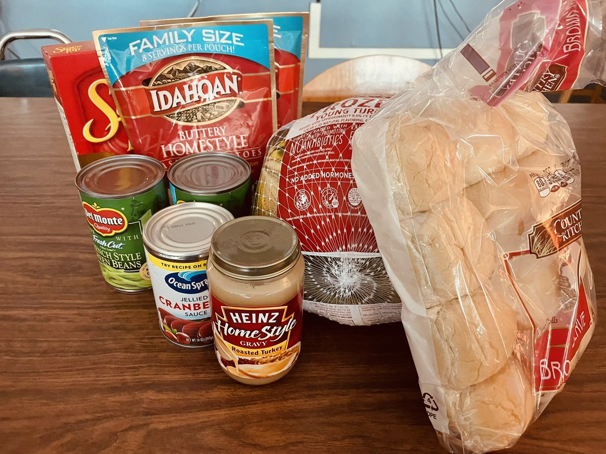 A_Corey714's tweet photo. Attendance Turkey Raffle for my Students! 1 ticket for being in class today and one for tomorrow! #youknighted https://t.co/pNhOe8iNyt