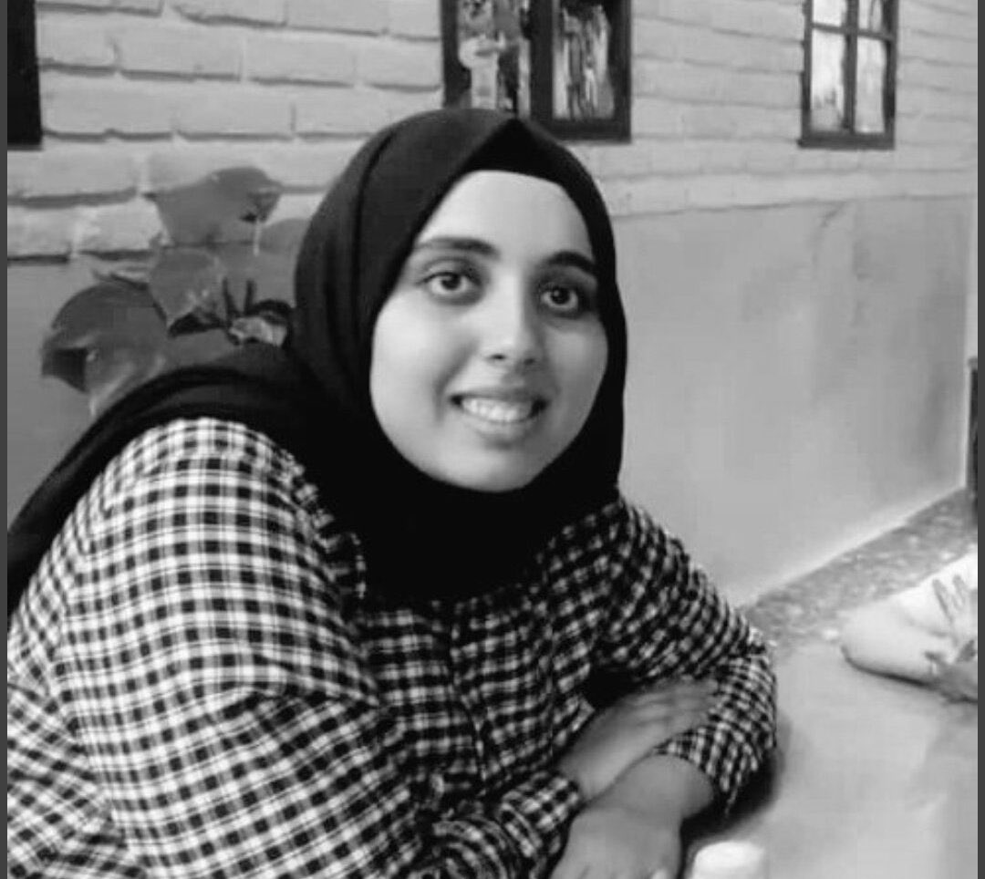 22 Yaşındaki Ayşenur öğretmen Şehit oldu!
Türk milletinin başı sağ olsun. 
#AyşenurAlkan