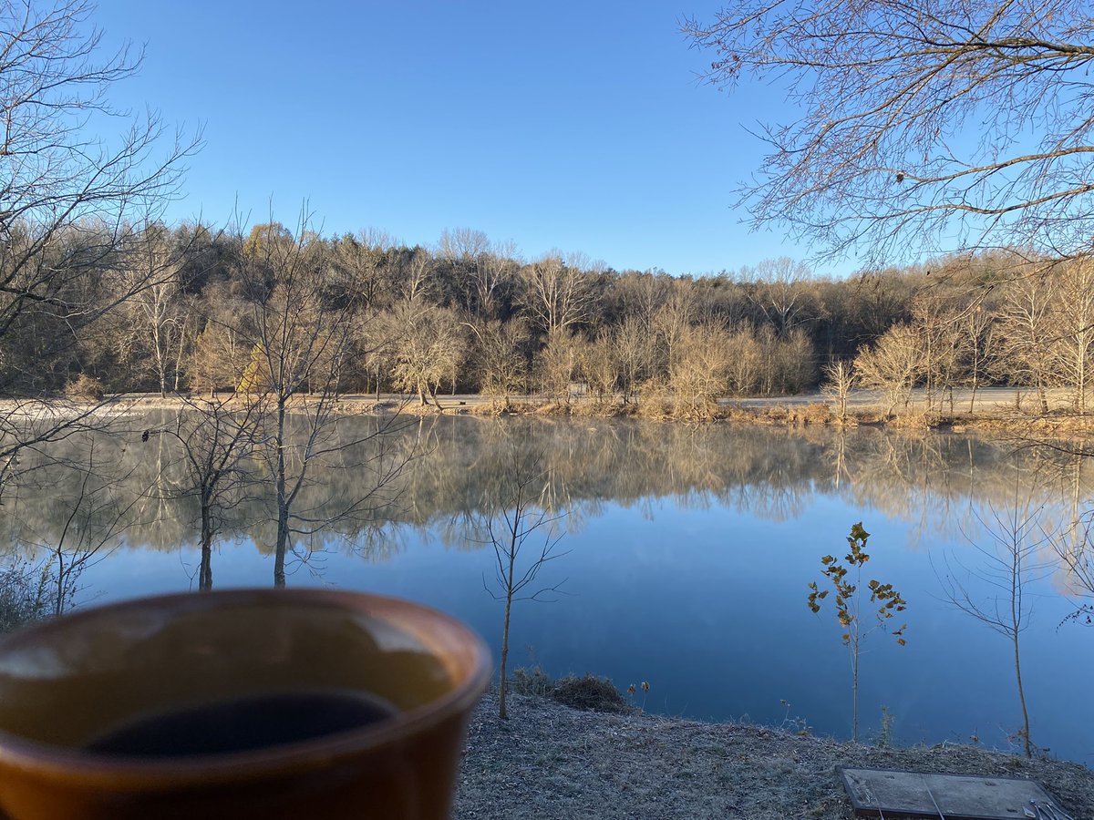 dobbsbygrace's tweet photo. Great way to start the morning. #thanksgiving #springriver #ilovefall https://t.co/1SJ7yRrAC5