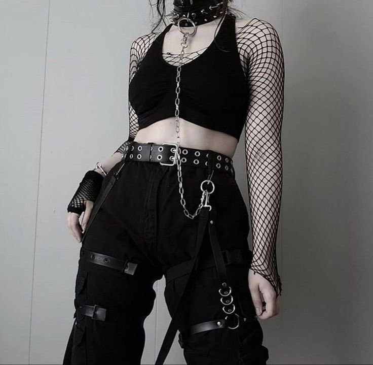 Wow thanks for almost 30 followers !! I will draw Bloodsick in this outfit when we reach 50